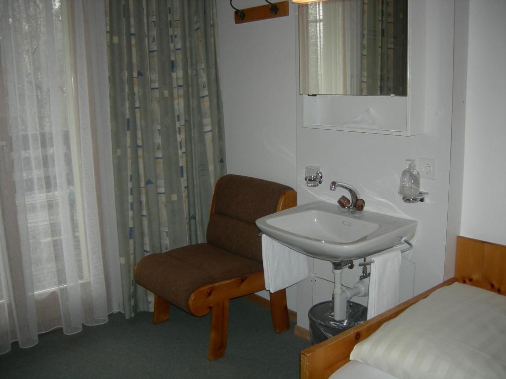 Sporthotel Clavadel Стая снимка